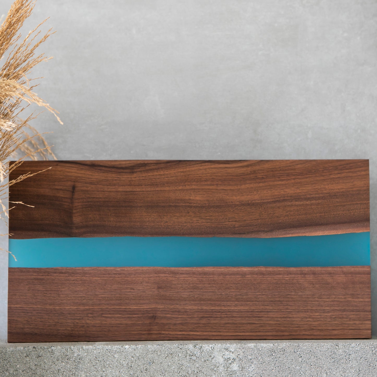 River Board with Blue Resin, Walnut Wood / Blue