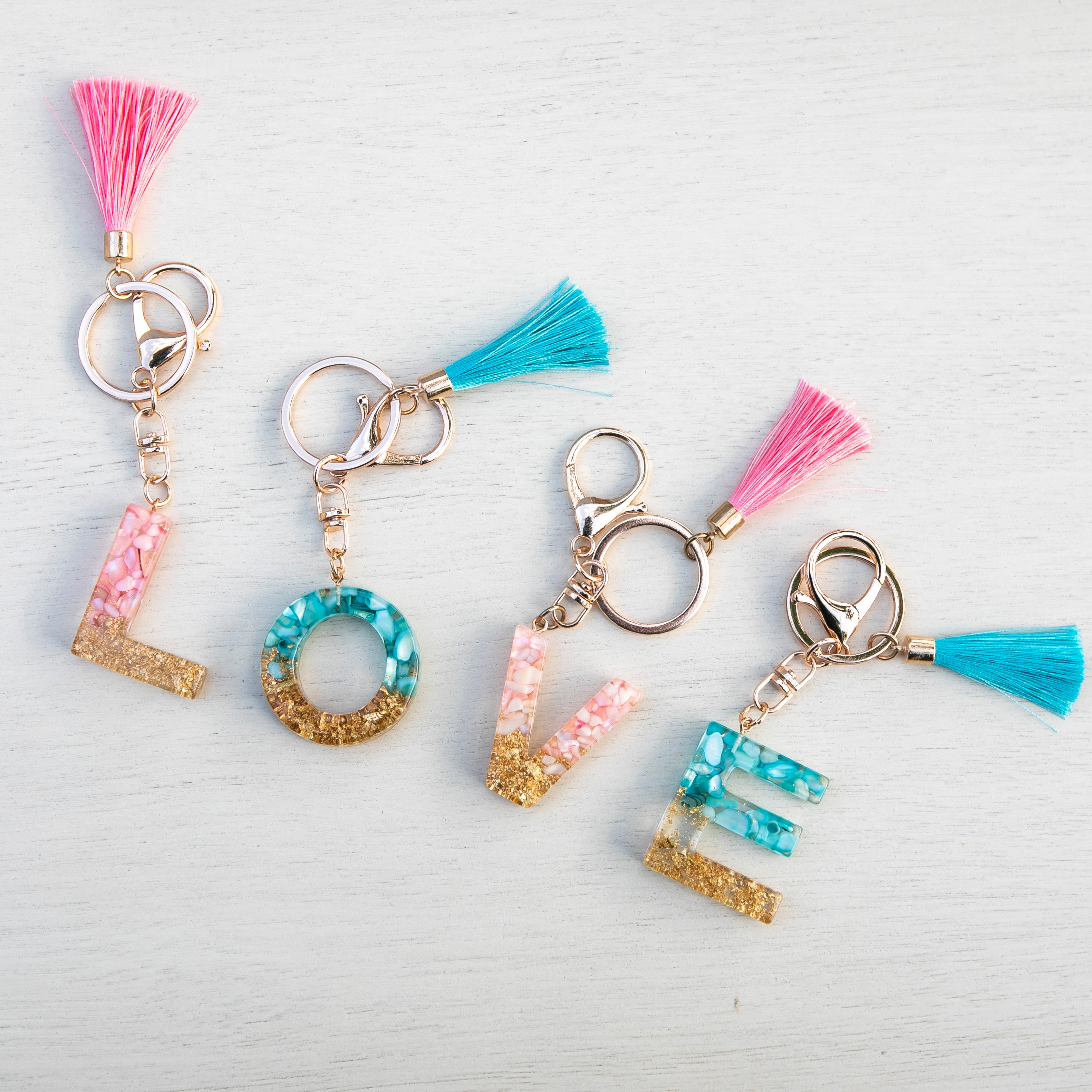 Red Flower Letter 'O' Keychain For Women - Resin Alphabet Pendant With Glass Ball & Tassel