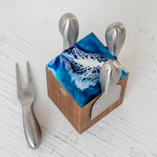 Ocean Resin Cheese Knife Set, Walnut Ocean Resin Block with Magnets and Gold/Silver Cheese Knife Set