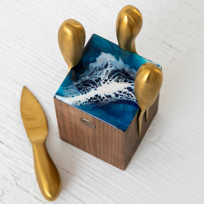 Ocean Resin Cheese Knife Set, Walnut Ocean Resin Block with Magnets and Gold/Silver Cheese Knife Set