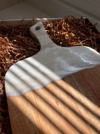 White Resin Acacia Cheese Board with Handle