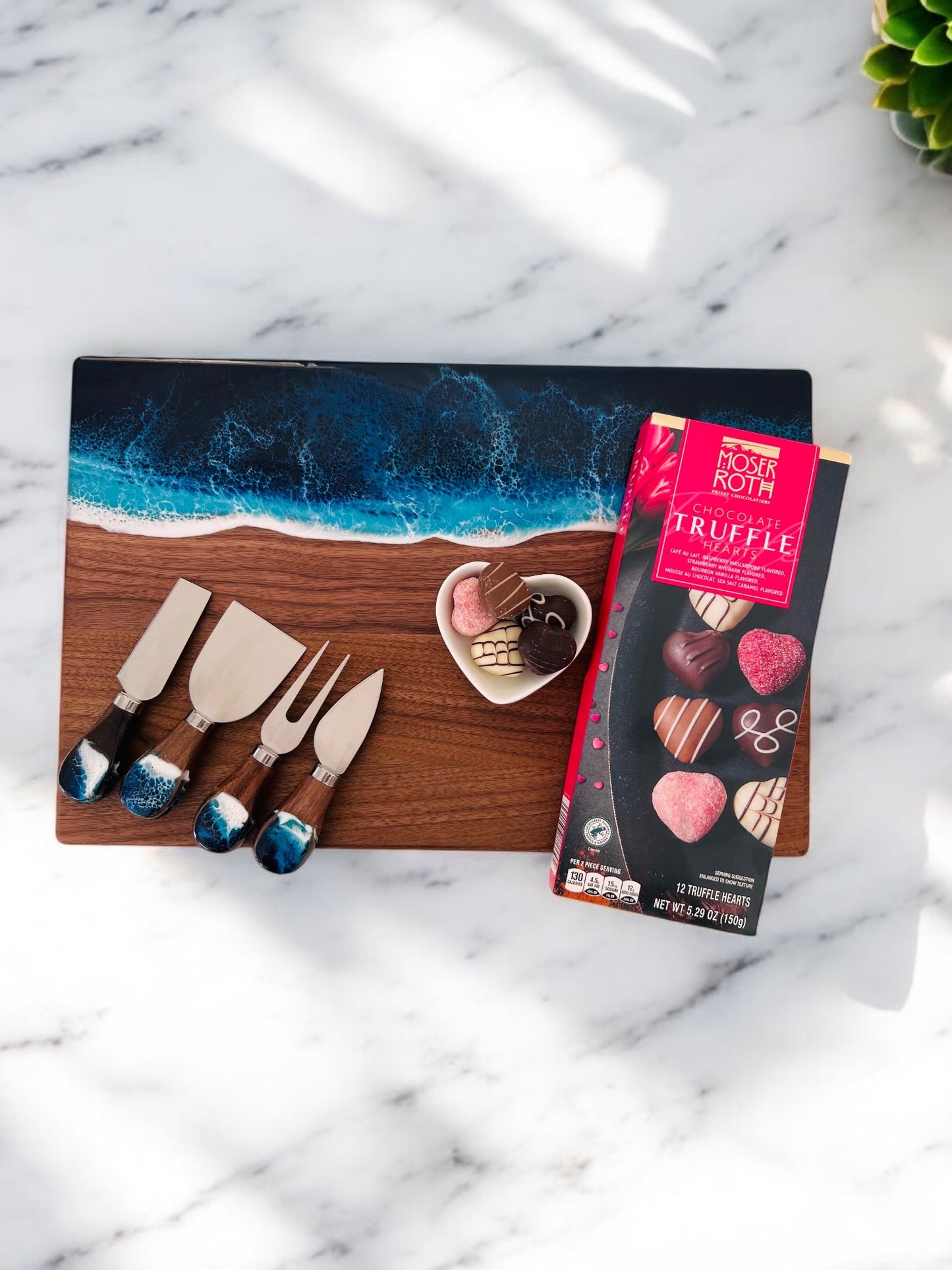 Ocean Wave Resin Cheese Board Set – Valentine's Day Gift with Heart-Shaped Bowl, Knife Set & Free Treat